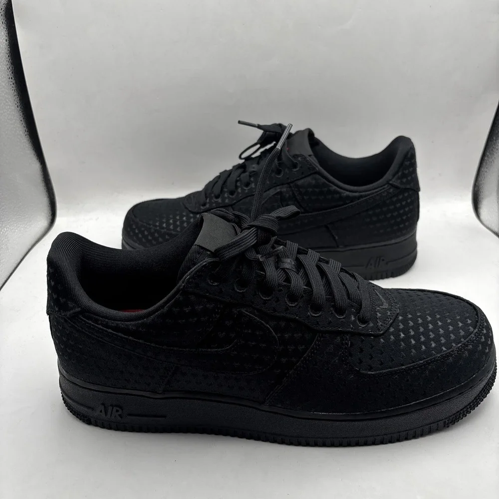 Nike Air Force 1 Retro Heart Black Valentine's Day IB6836-001 - Size 9.5 Men